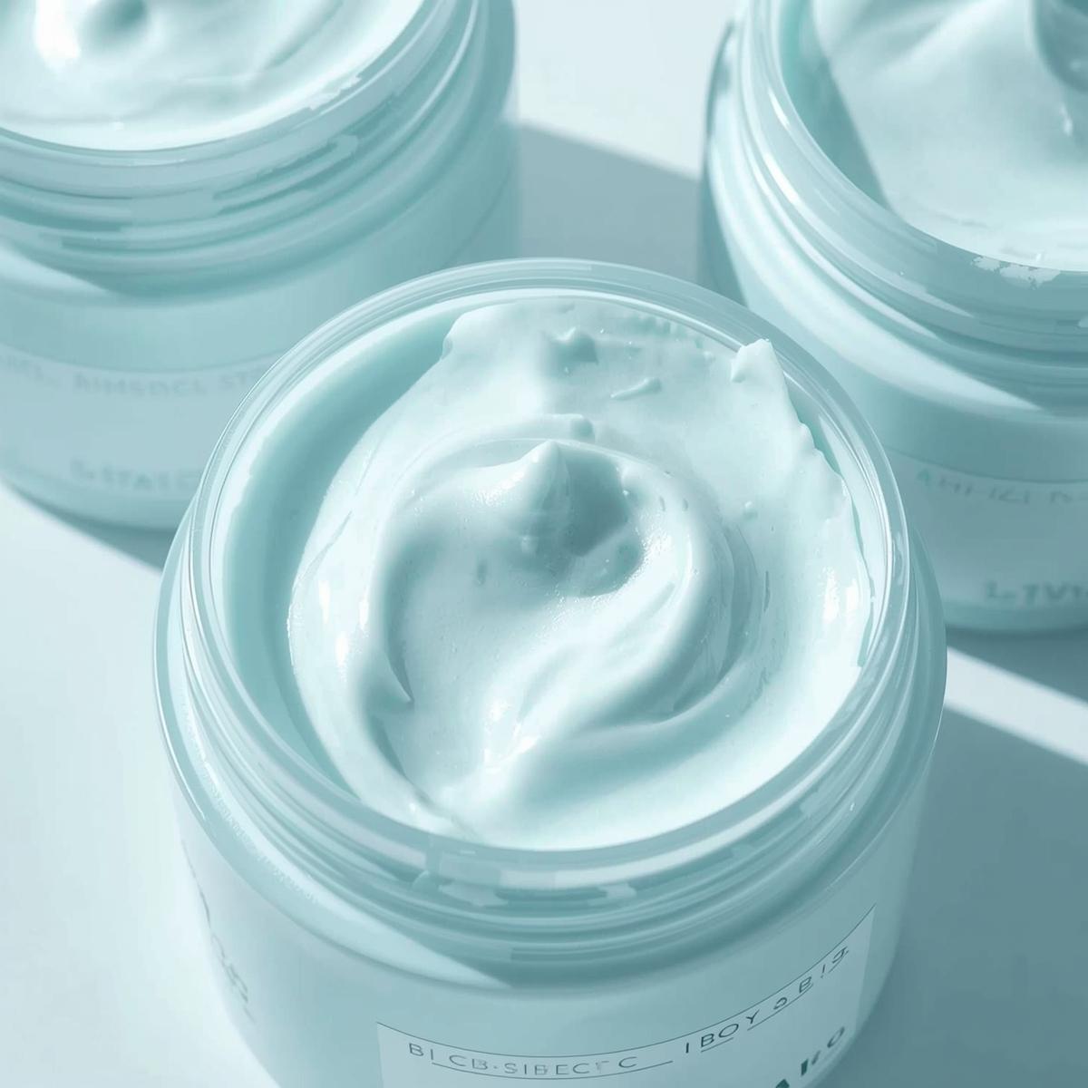 Powder Vanilla Clouds